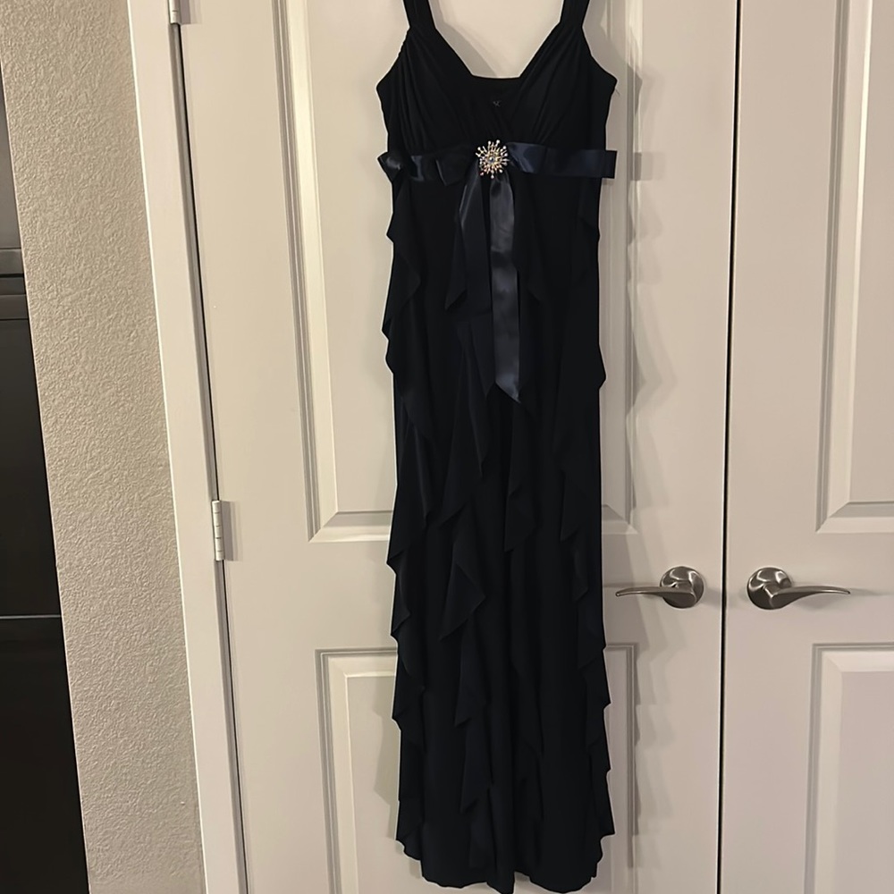 STUNNING, DARK NAVY RUFFLED GOWN. WORN ONCE.